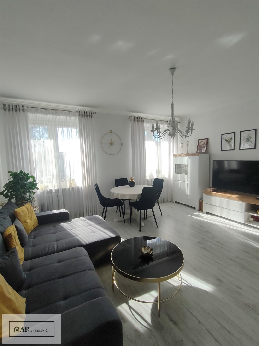 Mieszkanie trzypokojowe na sprzedaż Konin, pl. Górnika  70m2 Foto 1