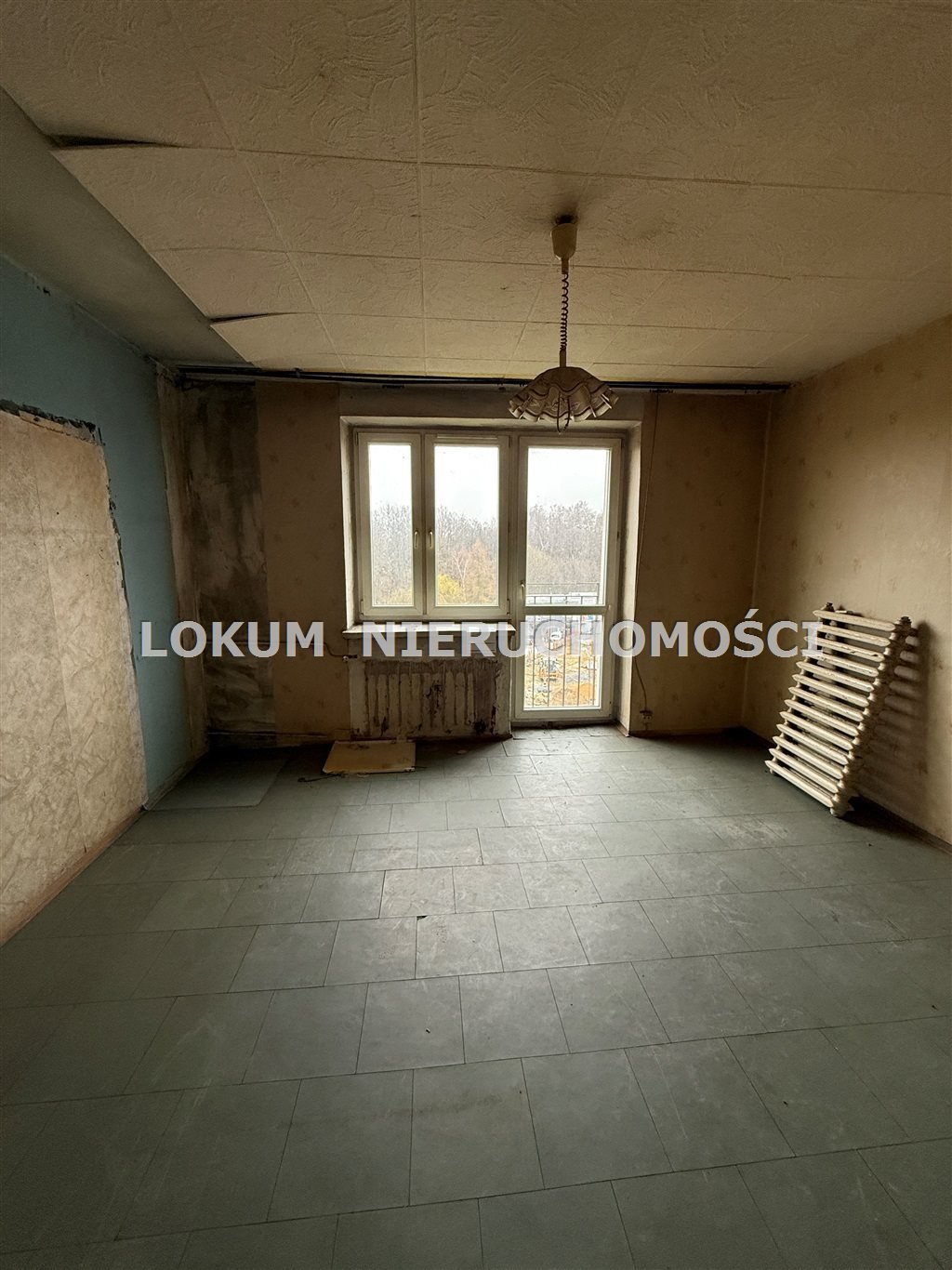 Mieszkanie 26 m2 do remontu, balkon, piwnica, blisko sklepów Jastrzębie-Zdrój, Osiedle Pionierów, Pomorska  26m2 Foto 1