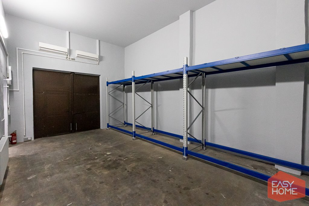 Na wynajem magazyn 46 m² z klimatyzacją i monitoringiem Poznań, Łazarz, Łazarz, Kolejowa  46m2 Foto 1