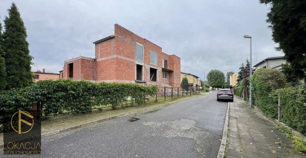 Przestronny dom 385 m² z adaptacją pod usługi i apartamentem Kalisz  385m2 Foto 1