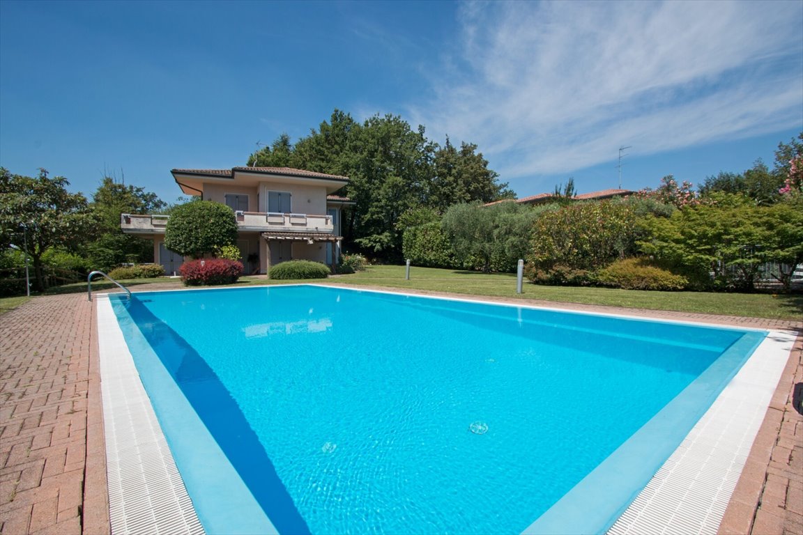 Dom na sprzedaż Włochy, Soiano del Lago  200m2 Foto 1