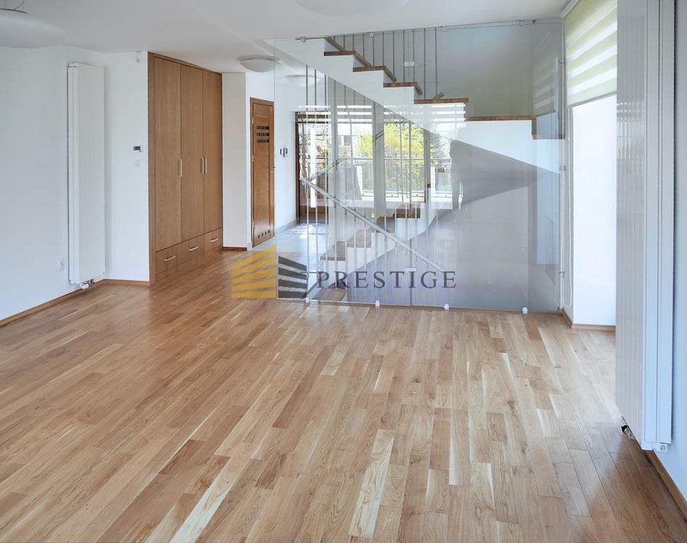 Przestronny dom 203m² w Sadybie, 7 pokoi, taras, garaż Warszawa, Mokotów  203m2 Foto 1