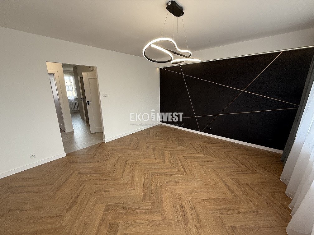 Na sprzedaż jasne 3-pokojowe mieszkanie z balkonem i garażem Pułtusk, Pułtusk  62m2 Foto 1