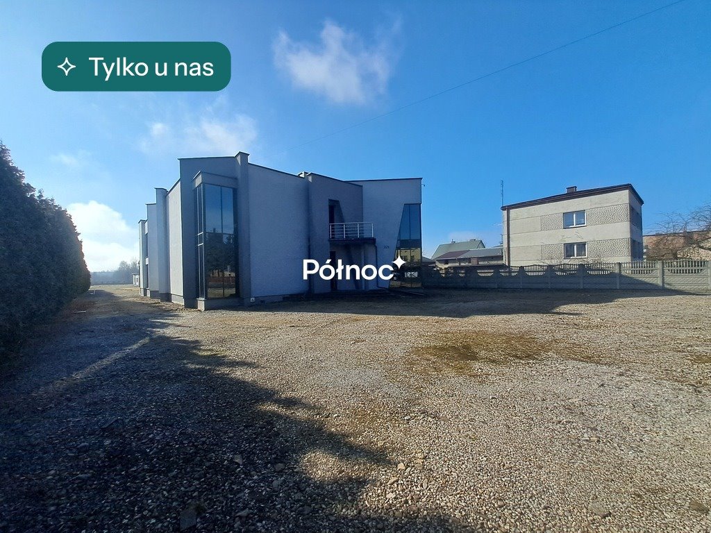 Do sprzedania duży lokal 2400 m² z potencjałem inwestycyjnym: Radomsko: Brzeźnicka