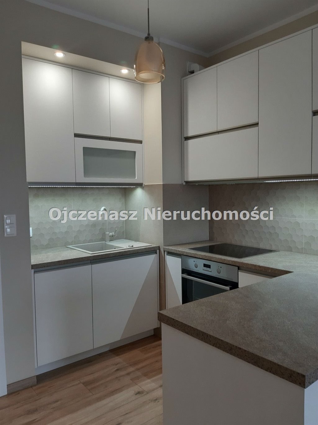 Mieszkanie dwupokojowe na wynajem Bydgoszcz, Centrum  41m2 Foto 1