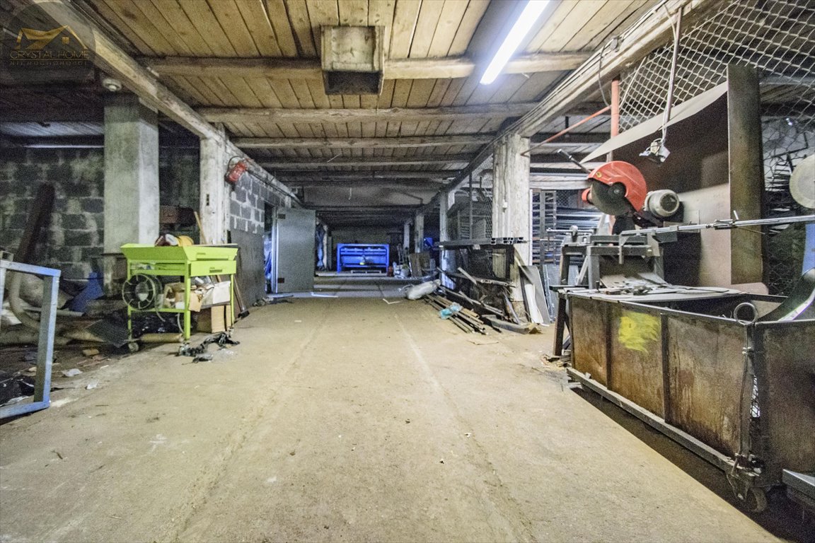 Hala 300m² z biurami i sprzętem w Zebrzydowie - polecam!: Zebrzydów