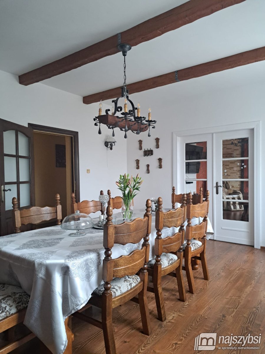 Przestronny dom 180 m2 z garażem i ogrodem w Krzywinie Krzywin  180m2 Foto 1