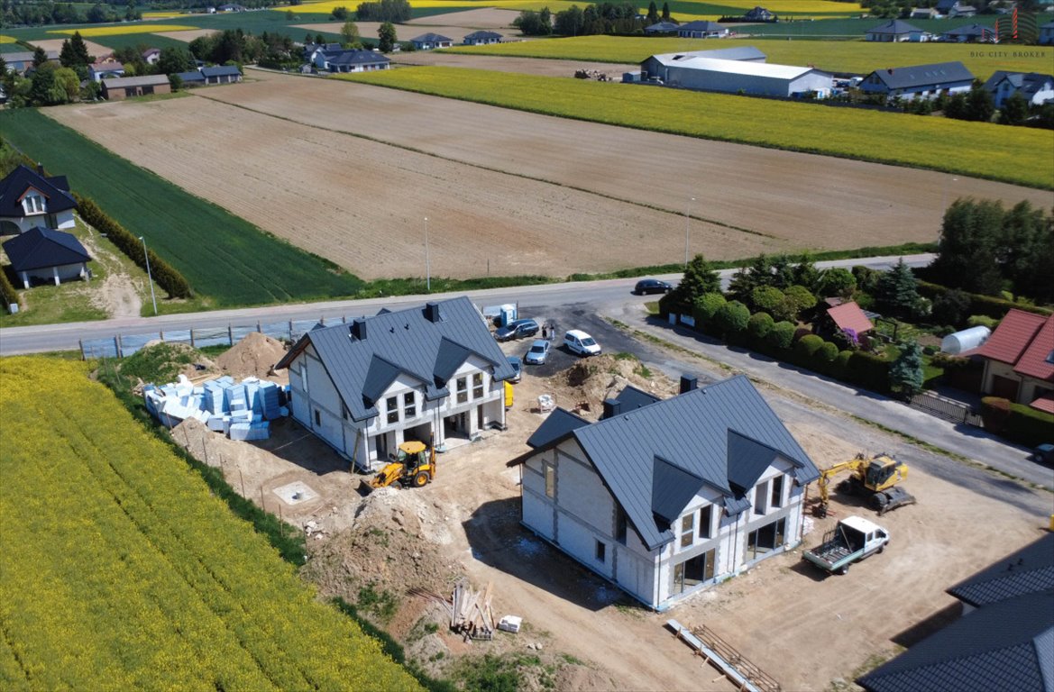 Przestronny dom 109 m² z garażem i dużą działką Lublin, Abramowice, Wygodna  129m2 Foto 1