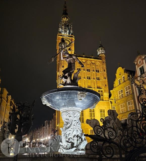 Gdańsk Stogi: 900 m² obiekt z witrynami i parkingiem Gdańsk, Stogi  900m2 Foto 1