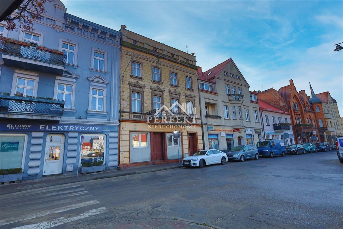 Dom na sprzedaż Strzelno, Rynek  337m2 Foto 1