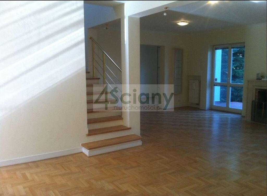 Przestronny dom 200 m² z ogrodem, kominkiem i garażem Warszawa, Wilanów  200m2 Foto 1