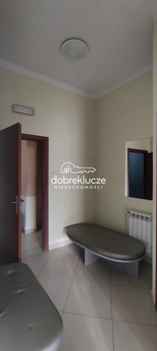 Lokal użytkowy na sprzedaż Jarosław  242m2 Foto 8