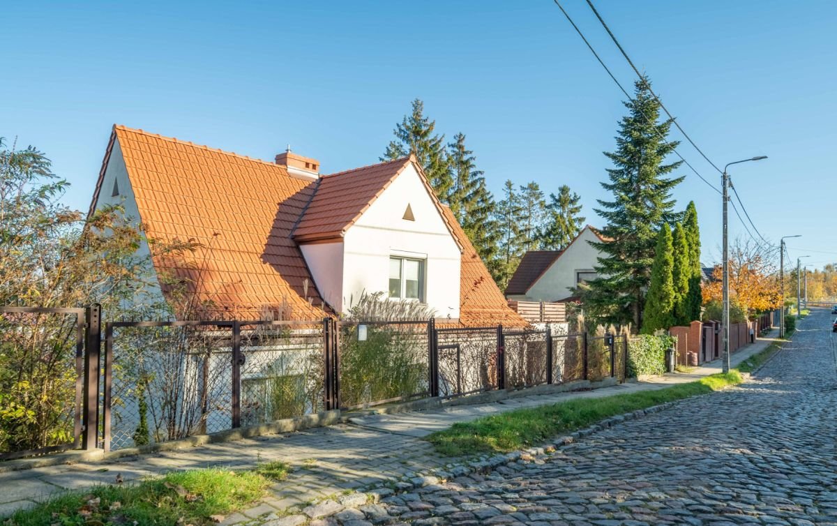 Zapraszam do obejrzenia domu 207 m² z dużym ogrodem w Gdańsku Gdańsk, Siedlce, Na Zboczu  207m2 Foto 1