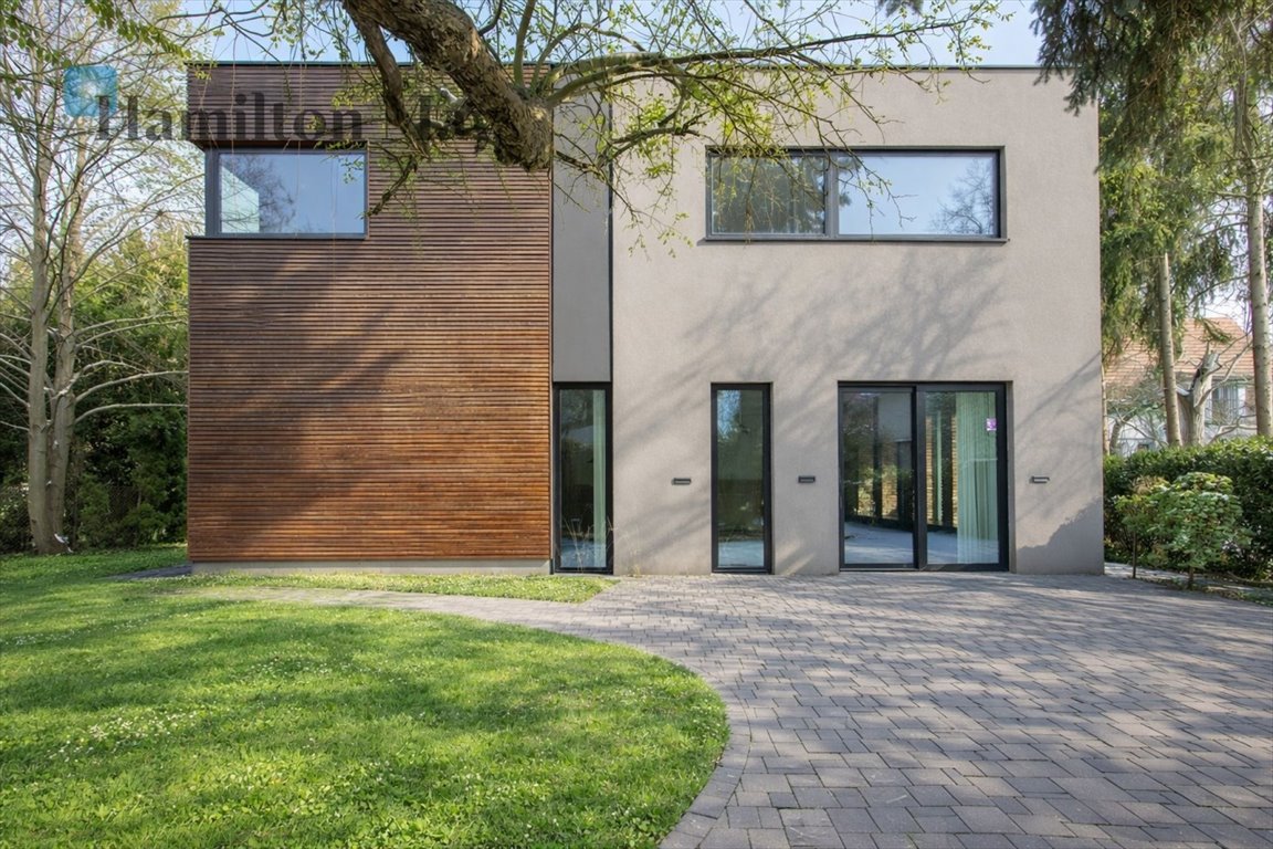 Nowoczesny dom 202 m² z kominkiem i ogrodem w Krzykach Wrocław, Krzyki, Pułtuska  202m2 Foto 1