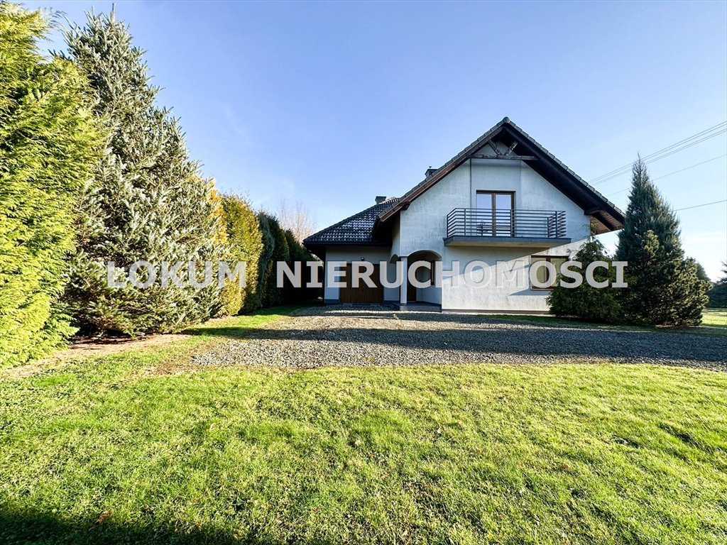 Dwurodzinny dom z niezależnymi wejściami, 8 pokoi, garaż Ochaby Wielkie, Kameralna  198m2 Foto 1