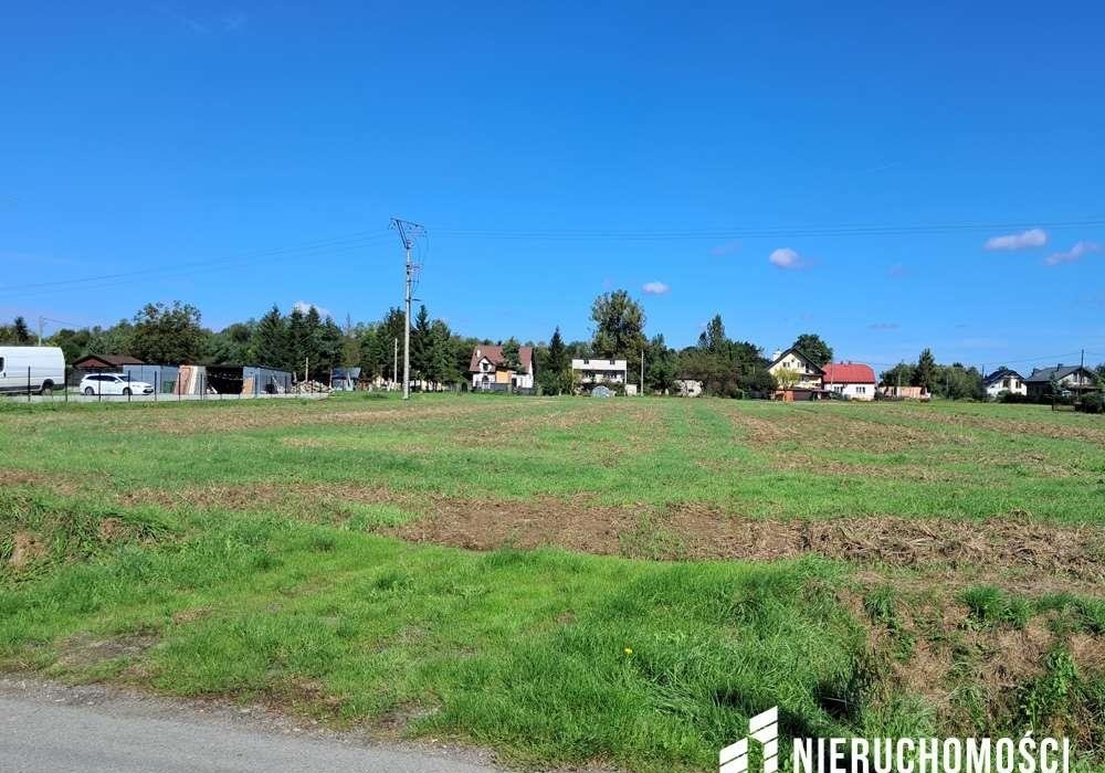 Działka 31 ar z mediami i linią pod ziemią - zapraszam Ochodza  3 104m2 Foto 1