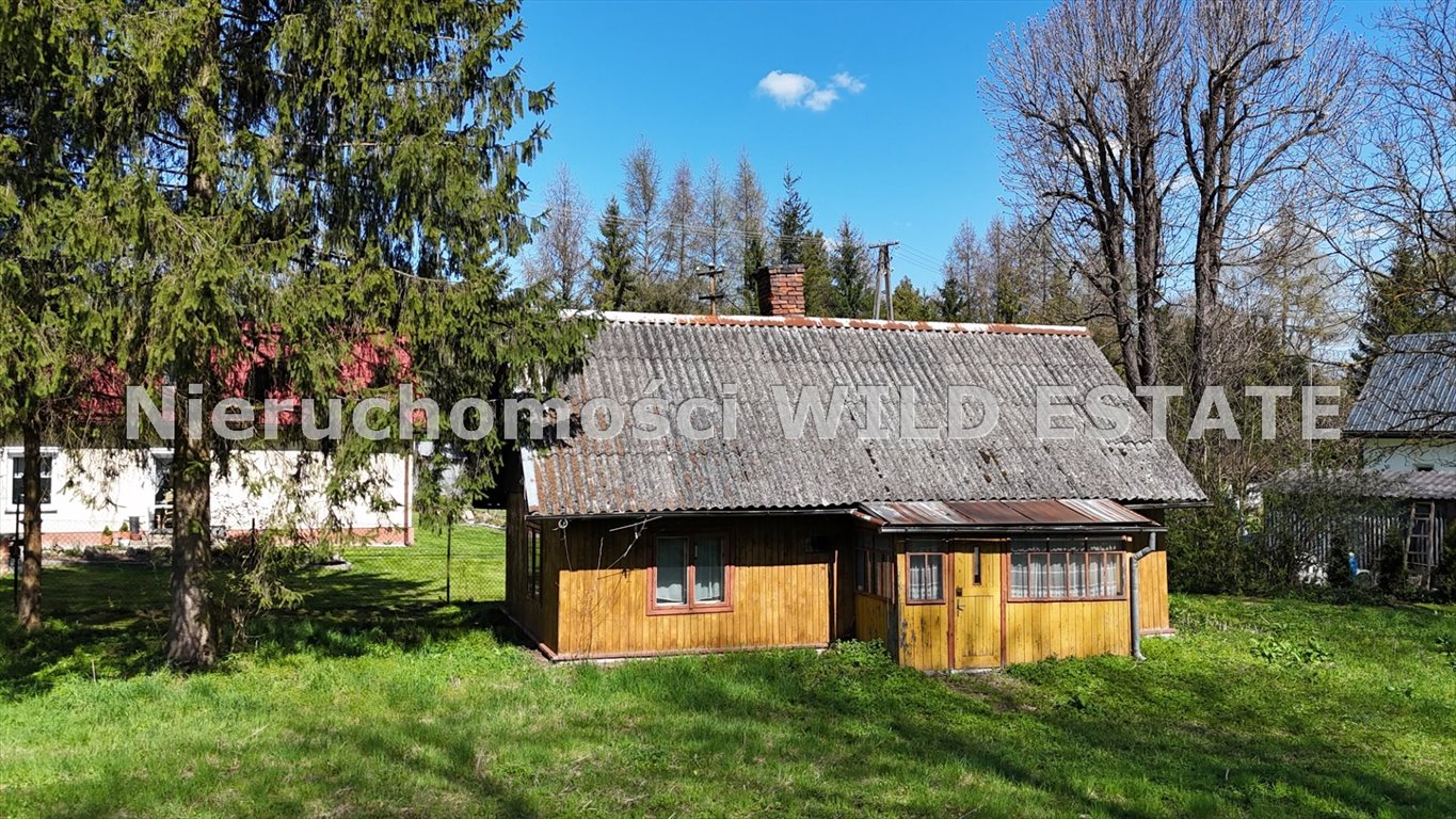 Urokliwa działka z domem nad rzeką w Uhercach Mineralnych Olszanica, Uherce Mineralne  6 387m2 Foto 1