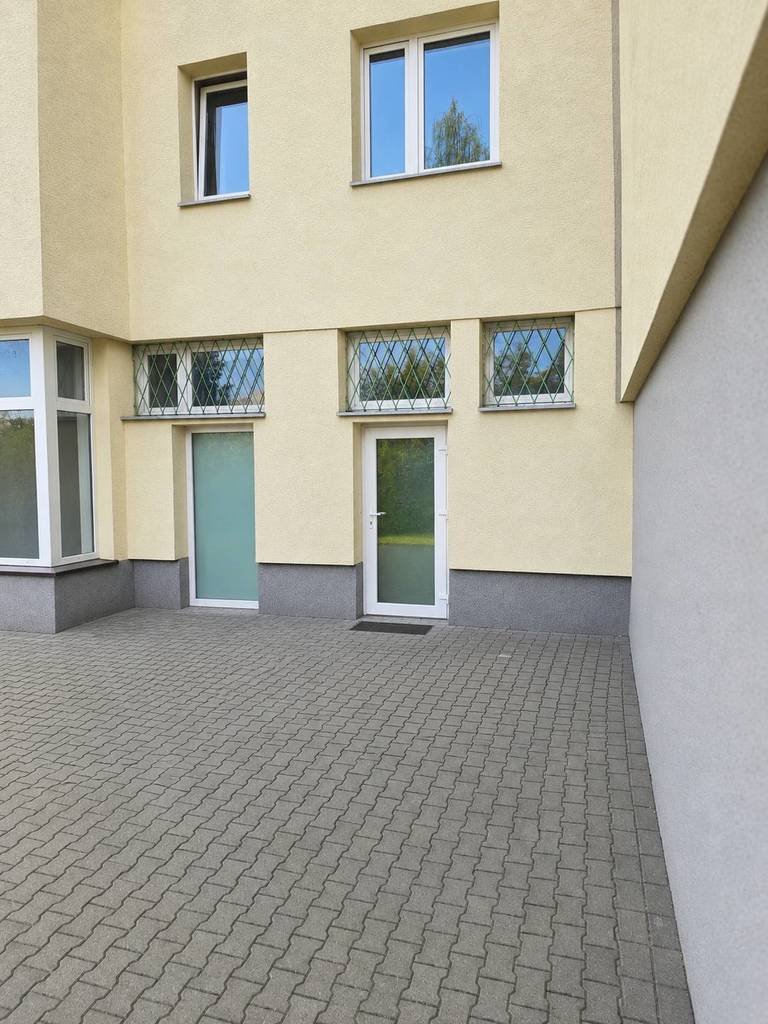 Lokal usługowy 25 m² w Gocławiu - gotowy do działania zapraszam Warszawa, gen. Romana Abrahama  25m2 Foto 1