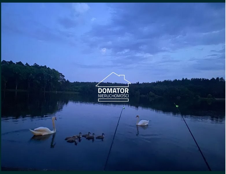 Urokliwy domek letniskowy z przyczepą na działce 300 m² Samociążek  25m2 Foto 1