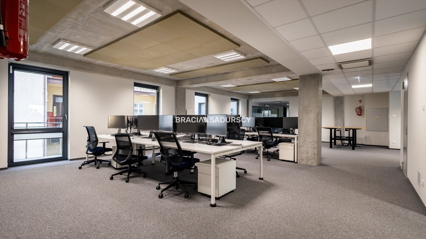 Nowoczesny biurowiec przy Szlaku, 1468 m², parking - polecam! Kraków, Stare Miasto, Stare Miasto, Szlak  1 468m2 Foto 1