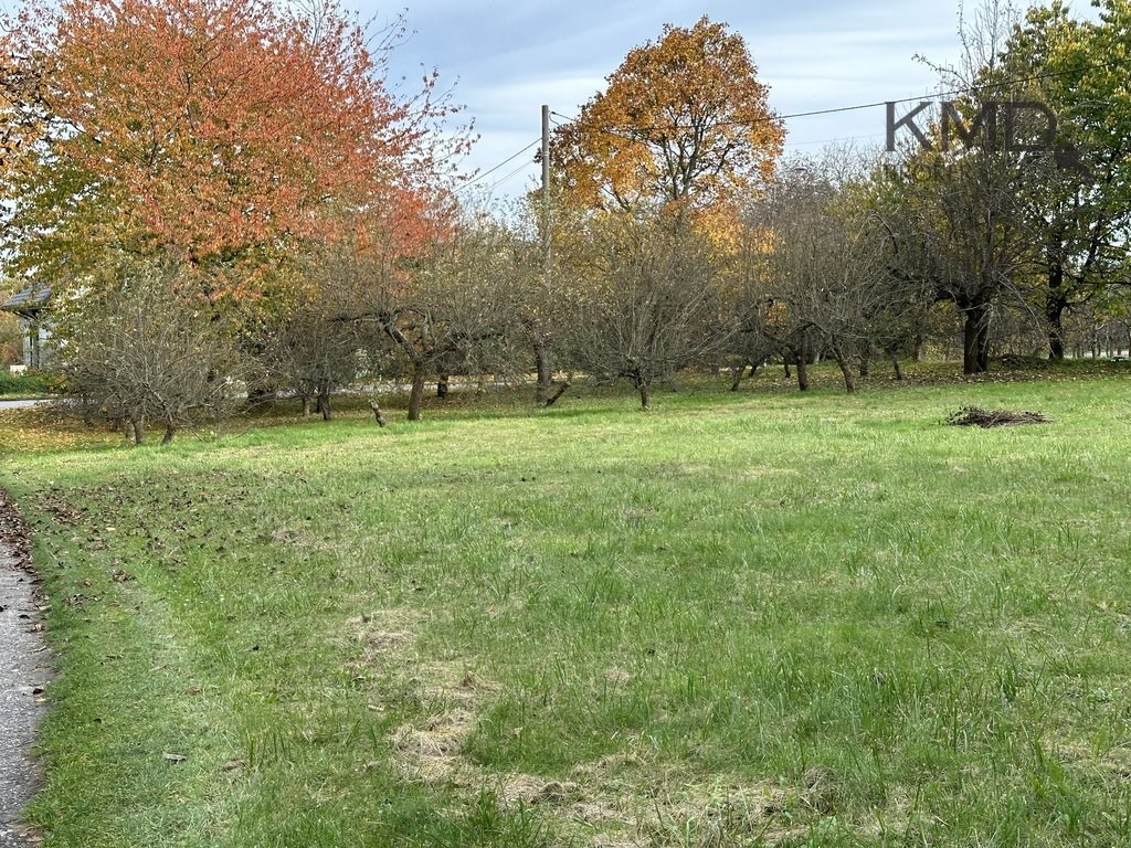 Działka budowlana na sprzedaż Motycz  1 377m2 Foto 1