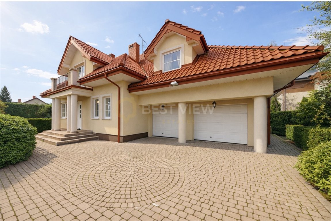 Przestronny dom 335 m² z pięknym ogrodem i garażem Józefosław, Chyliczki  335m2 Foto 1