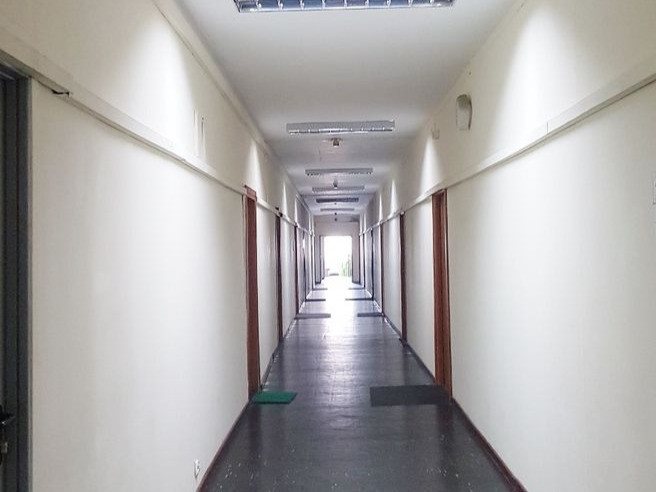 Przestronny lokal 35,4 m² z parkingiem i dostępem 24/7 Warszawa, Praga-Południe  35m2 Foto 1