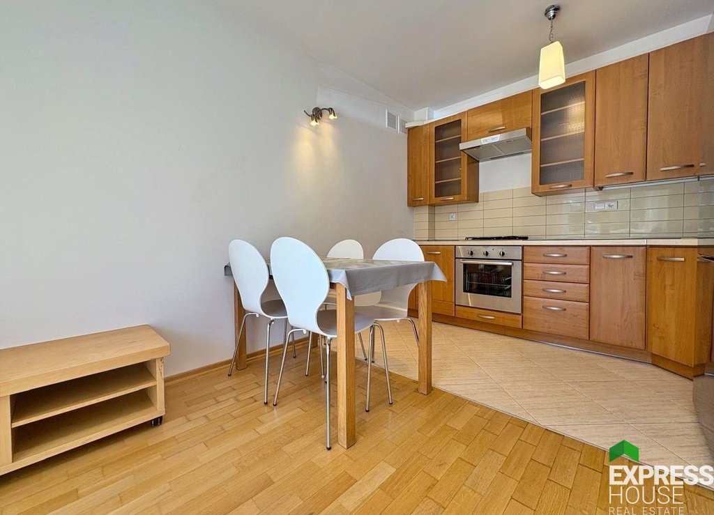 Przestronne 44 m² z dużym balkonem na zamkniętym osiedlu Białystok  44m2 Foto 1