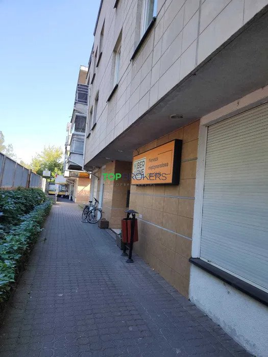 Polecam lokal 91 m2 w Ochocie Szczęśliwice z dużymi witrynami Warszawa, Ochota Szczęśliwice  91m2 Foto 1