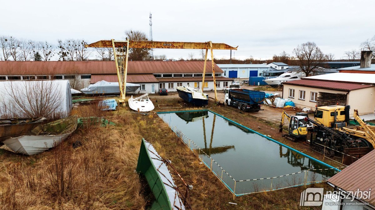 Lokal użytkowy na sprzedaż Trzebiatów, okolice  centrum  2 905m2 Foto 5