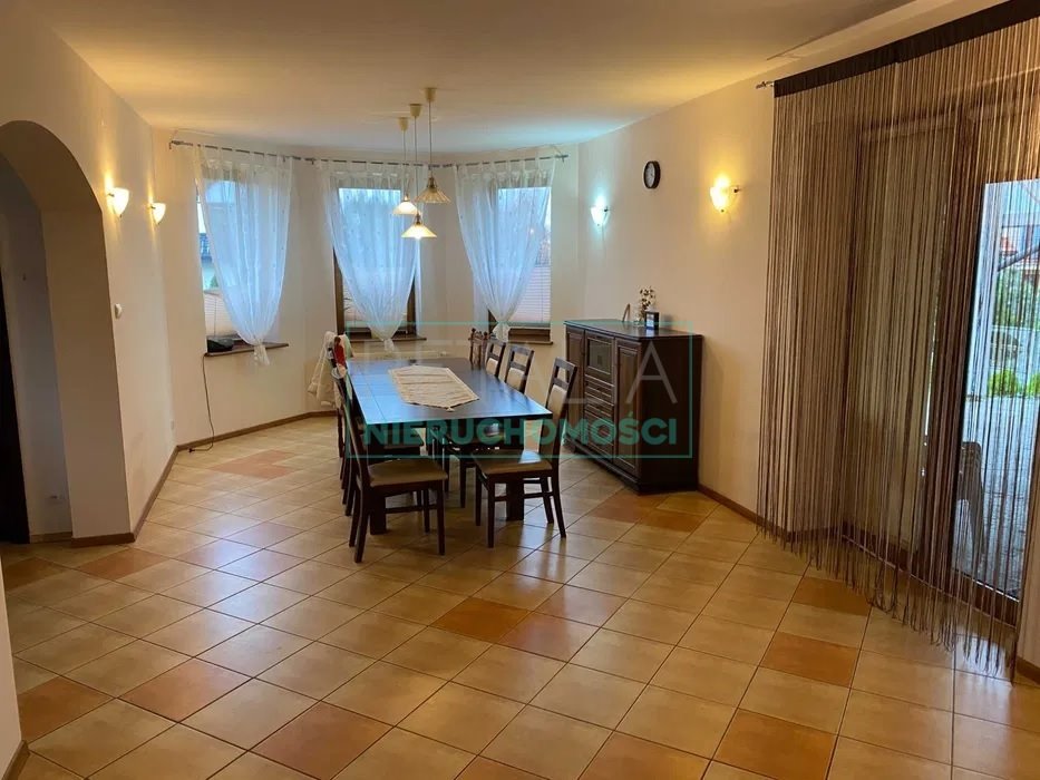 Dom na sprzedaż Żyrardów  477m2 Foto 1