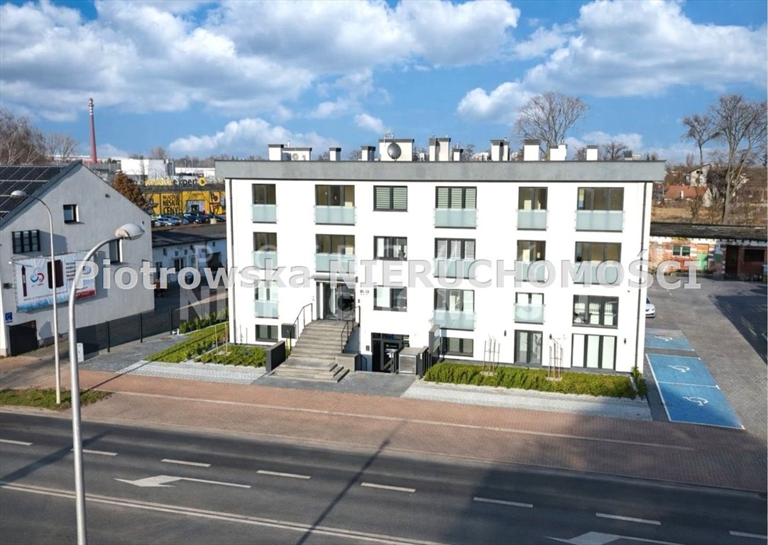 Nowoczesne 3-pokojowe mieszkanie na I piętrze z miejscem postojowym Sieradz  61m2 Foto 1