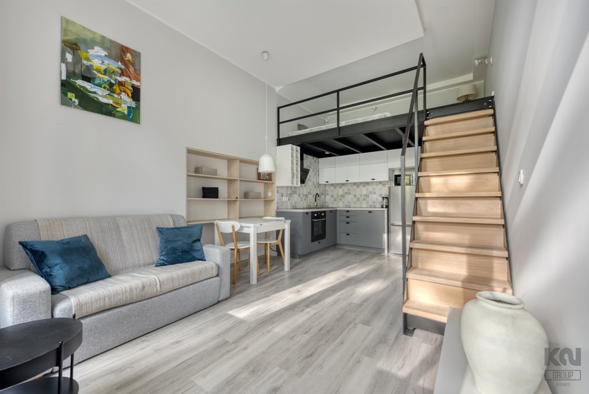 Przytulne studio z balkonem w centrum Łodzi, 1 pokój Łódź, Śródmieście, Śródmieście, Wólczańska  26m2 Foto 1