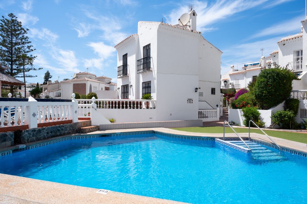 Dom na sprzedaż Hiszpania, Nerja  137m2 Foto 1