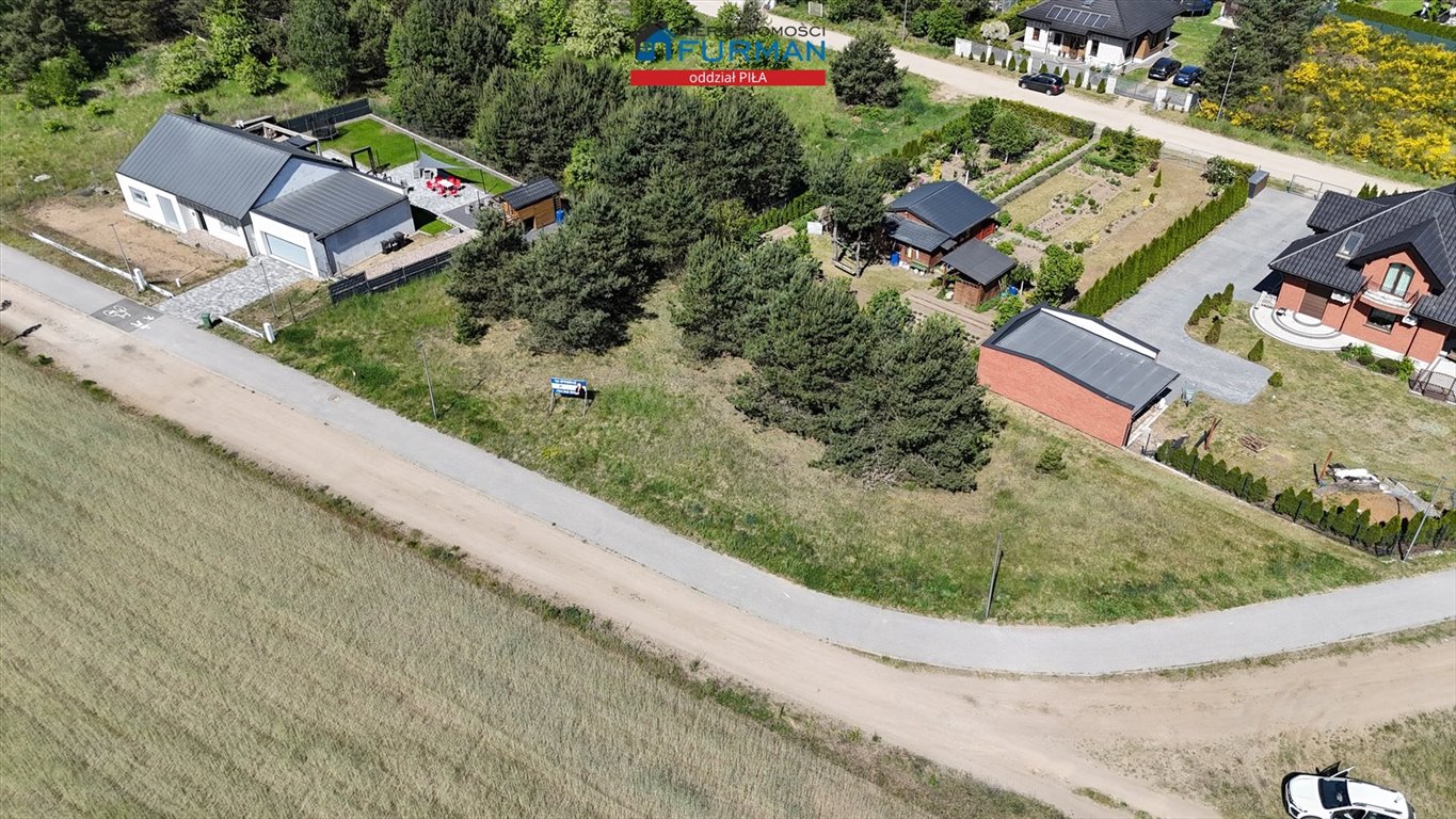 Działka 1055 m² w Dobrzycy z warunkami zabudowy i dostępem do mediów Dobrzyca  1 055m2 Foto 1