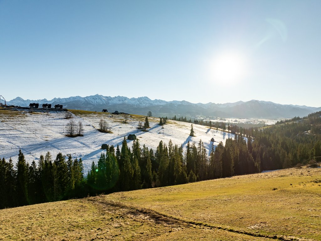 Działka 1642 m² z dostępem do drogi, lekko nachylona Gliczarów Górny  1 642m2 Foto 1