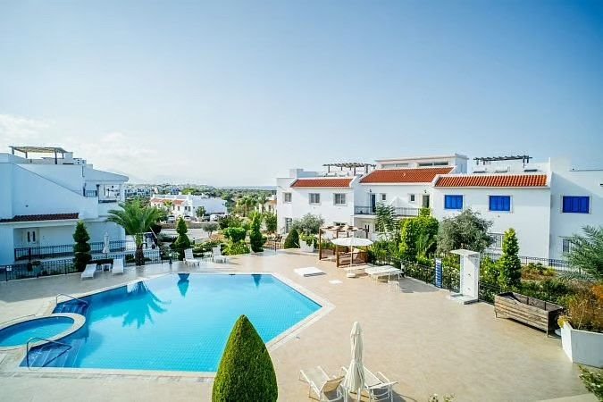 Loft 1+1 z tarasem, widok na morze, pierwsza linia Cypr, Esentepe, Esentepe  60m2 Foto 1