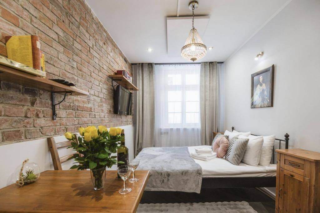 Atrakcyjny 16,6 m² apartament inwestycyjny w centrum Torunia polecam Toruń, Stare Miasto, Wielkie Garbary 5  17m2 Foto 1