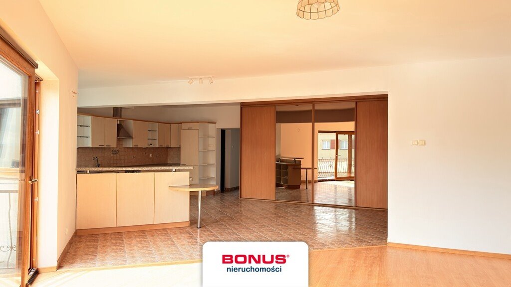 Przestronny lokal biurowy 207 m² z balkonami i elastycznym układem Tczew  207m2 Foto 1