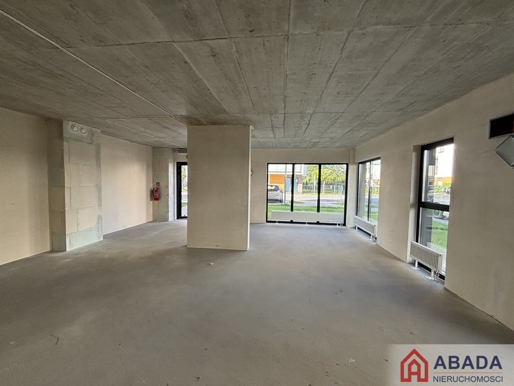 Lokal użytkowy na sprzedaż Piaseczno  62m2 Foto 1