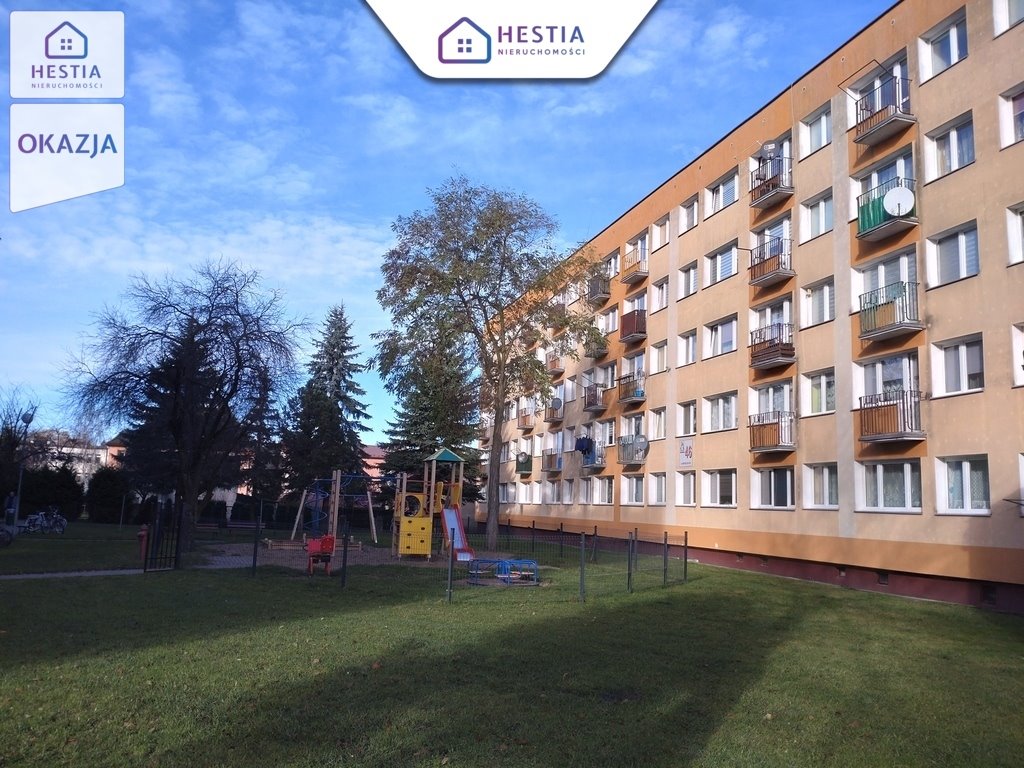 Mieszkanie czteropokojowe  na sprzedaż Okonek, Niepodległości  55m2 Foto 1