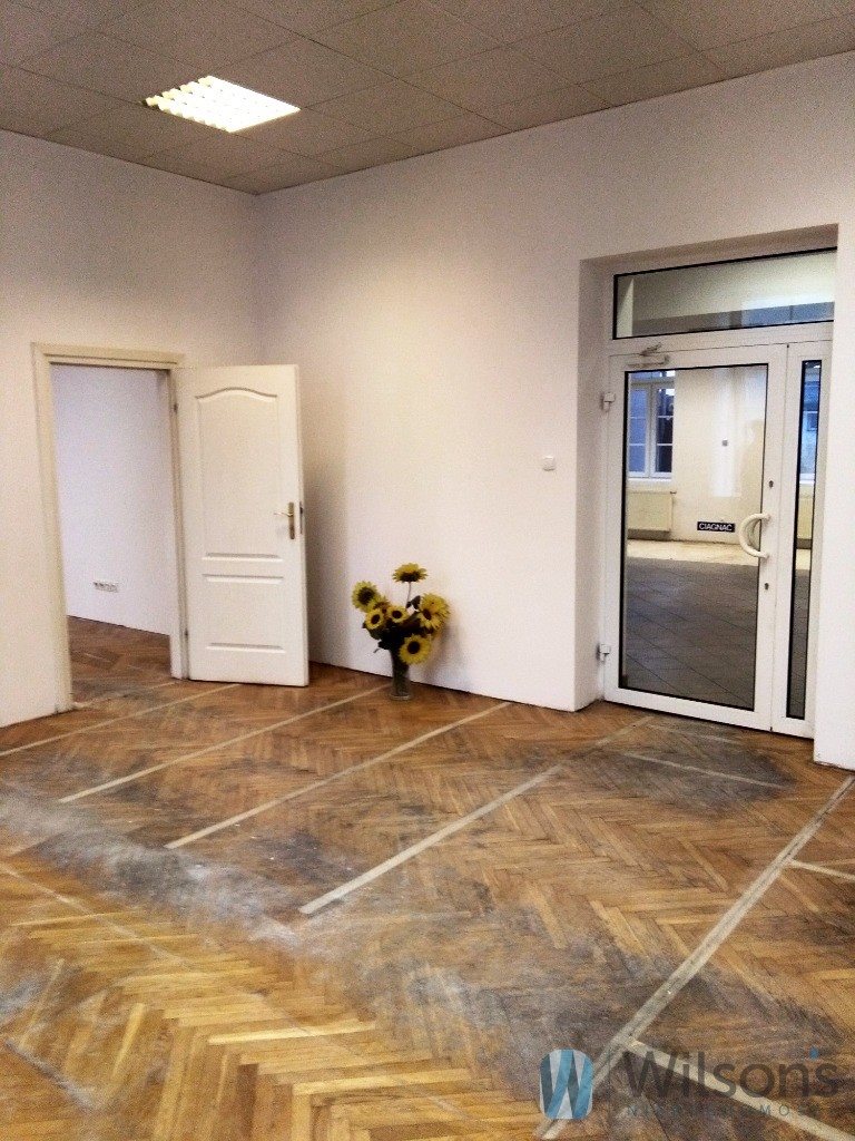 Atrakcyjny lokal 120 m² w centrum Radomia, blisko urzędu Radom, Śródmieście, 25 Czerwca  120m2 Foto 1