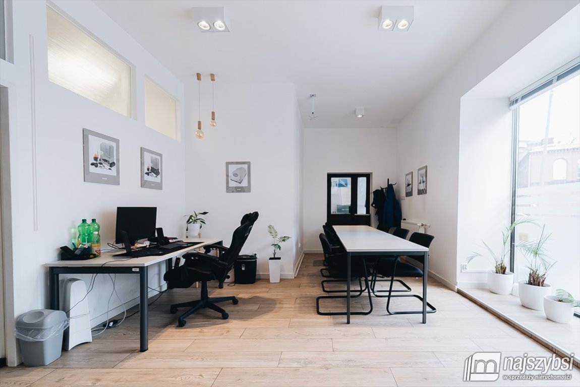 Lokal biurowy 170 m² z klimatyzacją i parkingiem - polecam! Stargard, centrum  170m2 Foto 1