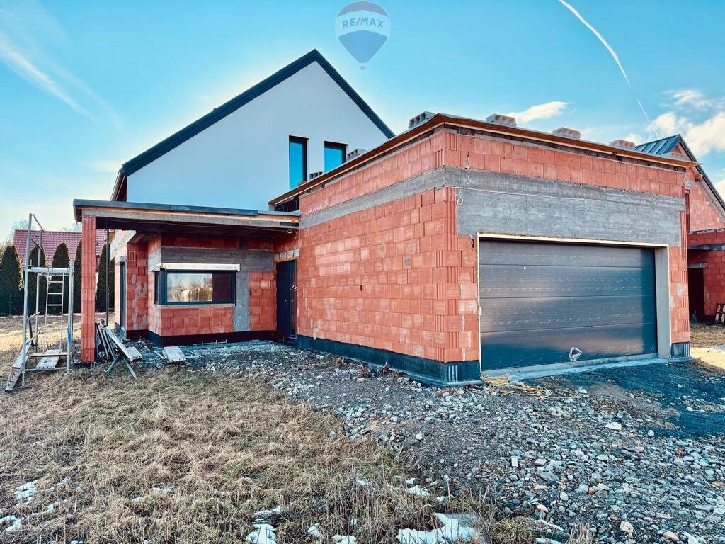 Nowoczesny dom z dużym tarasem i garażem w Czarkowie Czarków, Doświadczalna  138m2 Foto 1