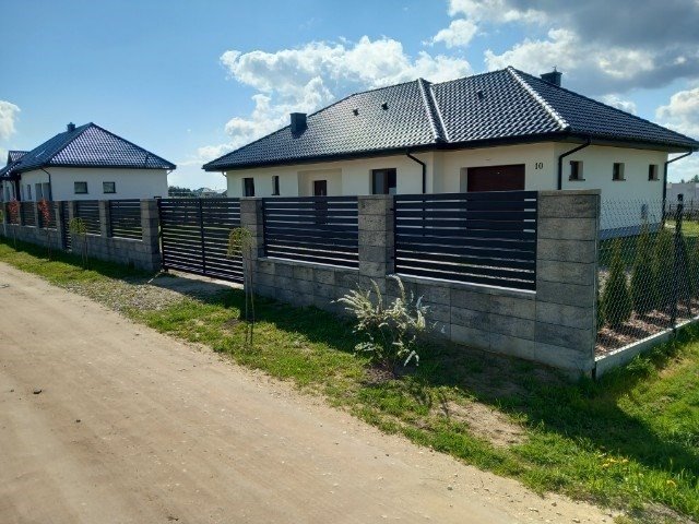 Przemyślany dom z wysokiej jakości materiałów, 145 m2 Stara Biała, Różana  145m2 Foto 1