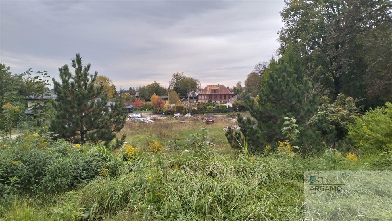 Działka 1161 m² pod dom w Bobrownikach, media, las Bobrowniki, Henryka Sienkiewicza  1 161m2 Foto 1