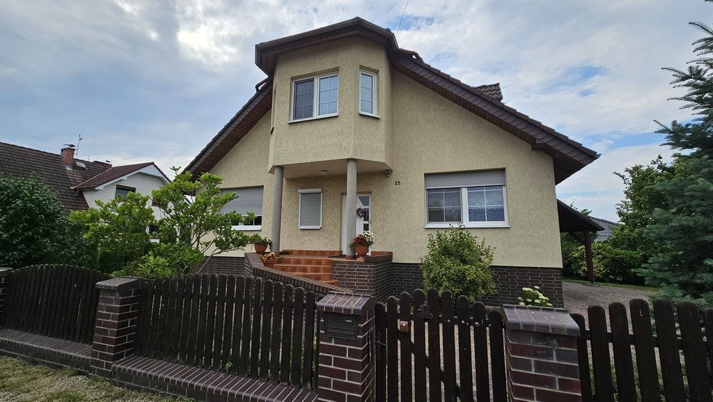 Dom na sprzedaż Opole, Brzozowa  190m2 Foto 1