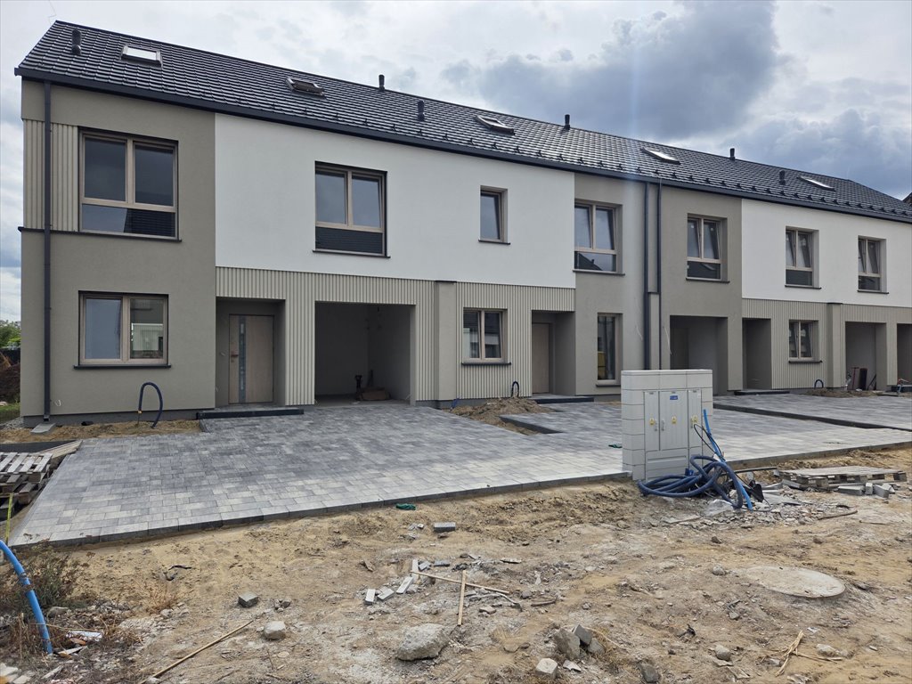 Dom szeregowy z dużym poddaszem, ogród, garaż, 97 m2 Grójec, Grójec, Lawendowa  123m2 Foto 1