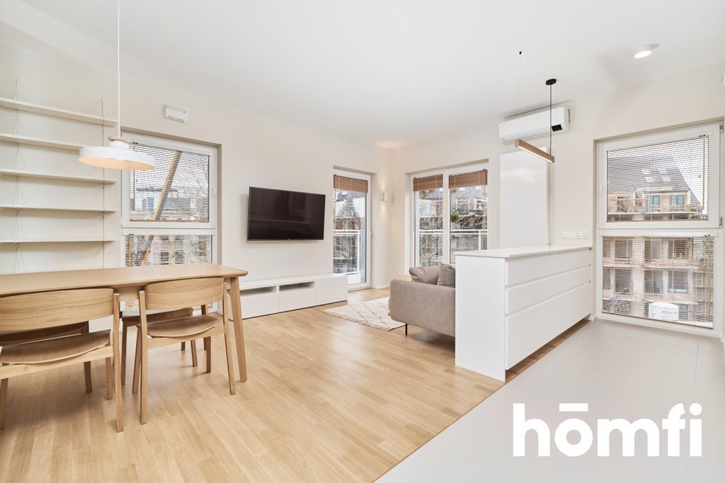 Nowoczesny 3-pok. apartament z balkonem i garażem (Wrocław): Wrocław Stare Miasto