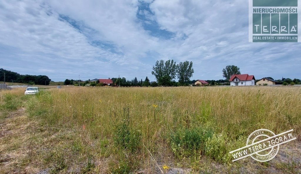 Działka budowlana na sprzedaż Zabór  1 534m2 Foto 1